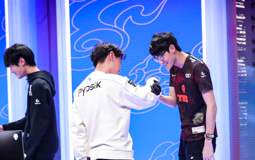 Karsa8次T禁赛1场6引热议的简单介绍