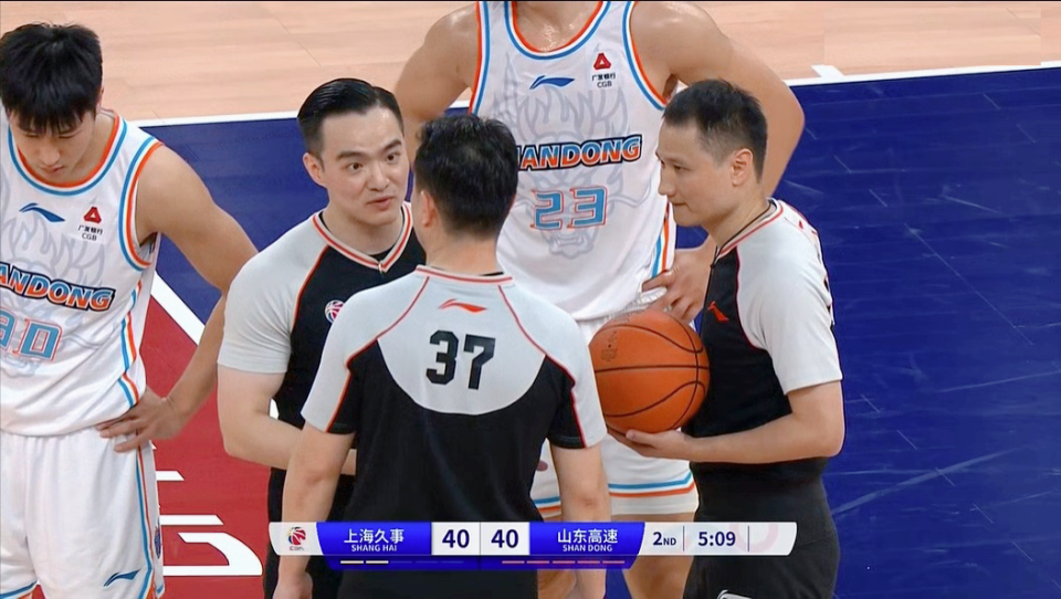 Uzi的CBA吗再成焦点(authorities中文翻译)